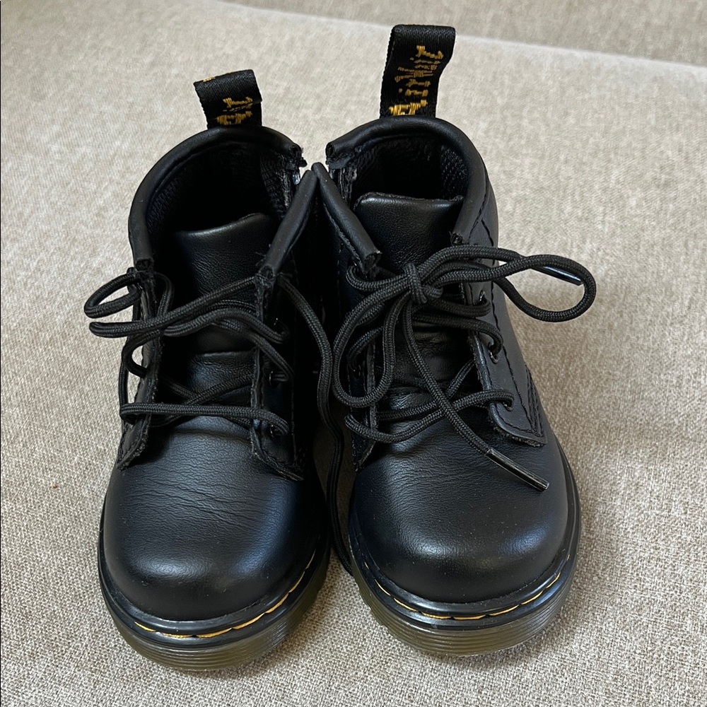 Dr. Martens toddler 1460 SOFTY T LEATHER LACE UP BOOTS